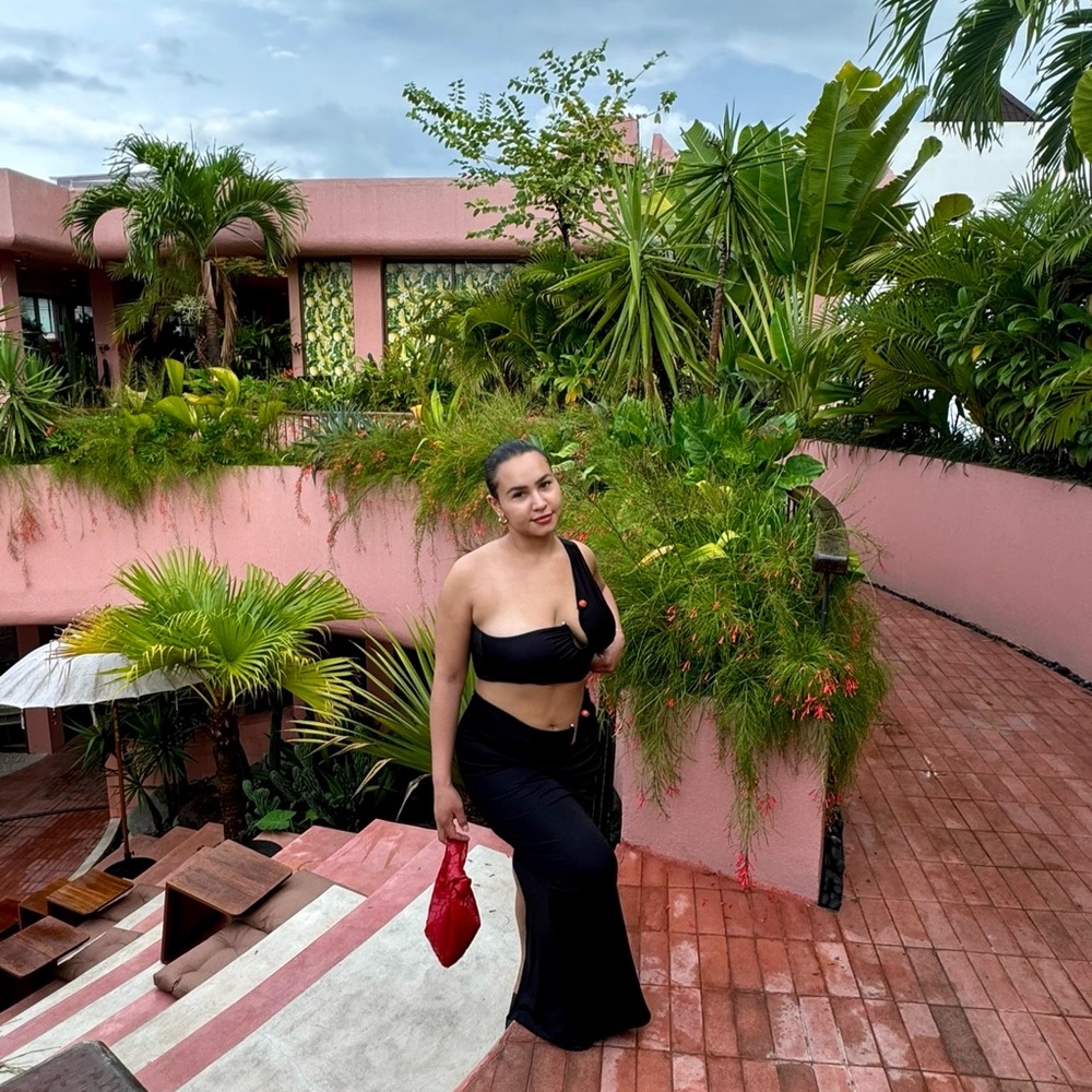 Black set